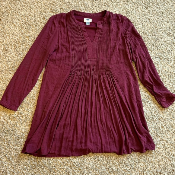 Old Navy Dresses & Skirts - Old Navy Burgundy Mini Dress with Pleats - medium